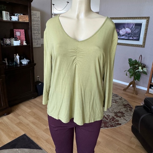 Valerie Seperstes light green 3/4 sleeves Vneck blouse-size XL - Picture 4 of 9
